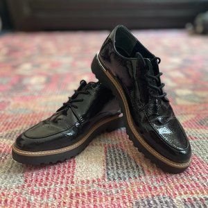 Franco Sarto Derby Shoes (6.5)